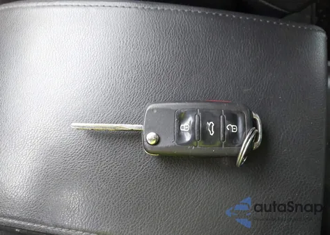 2012 Volkswagen Tiguan Se z USA, uszkodzony, nr VIN WVGAV7AX6CW001838